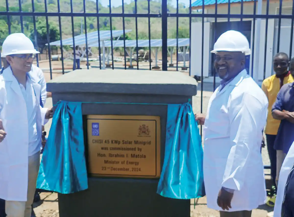 $500,000 micro grid brightens Chisi Island