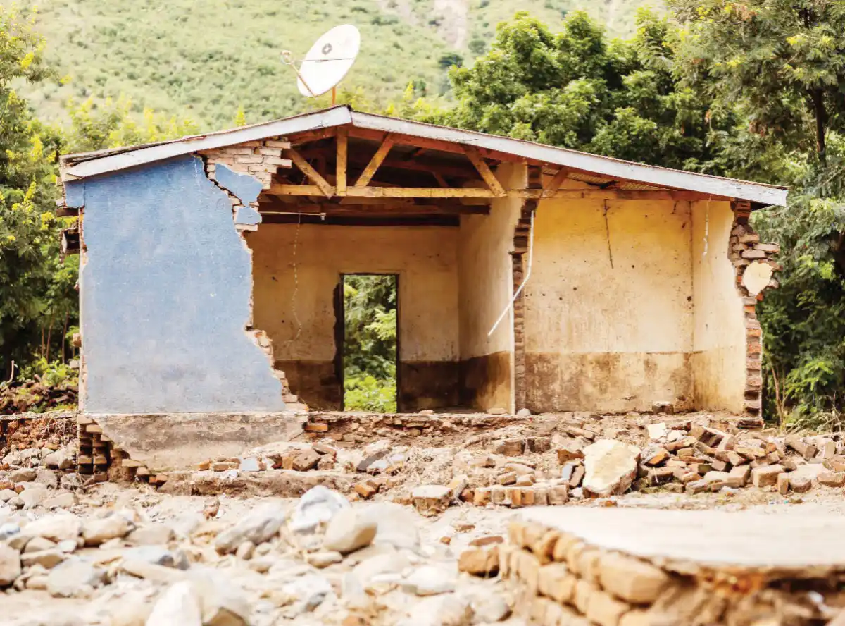 Cyclone Freddy survivors rebuild in unsafe areas