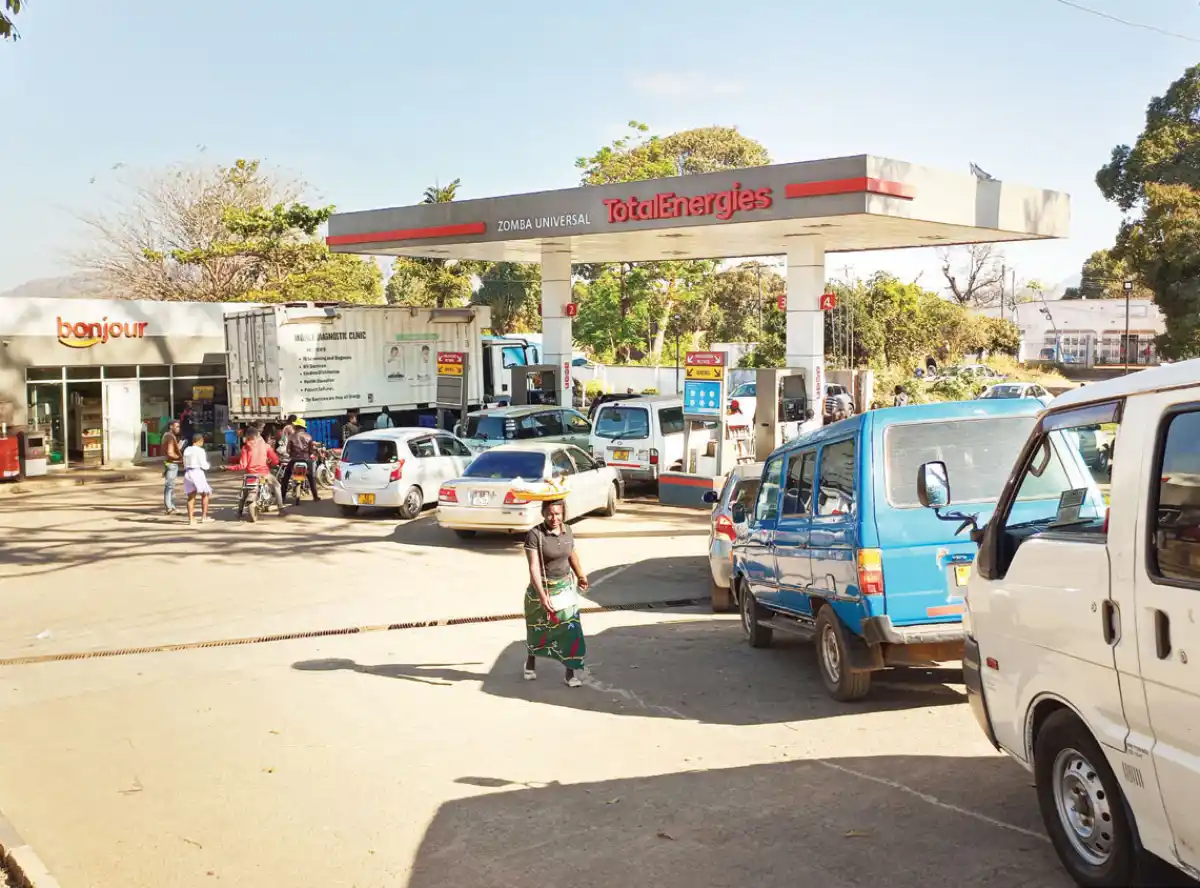 Government snubs fuel price rise calls