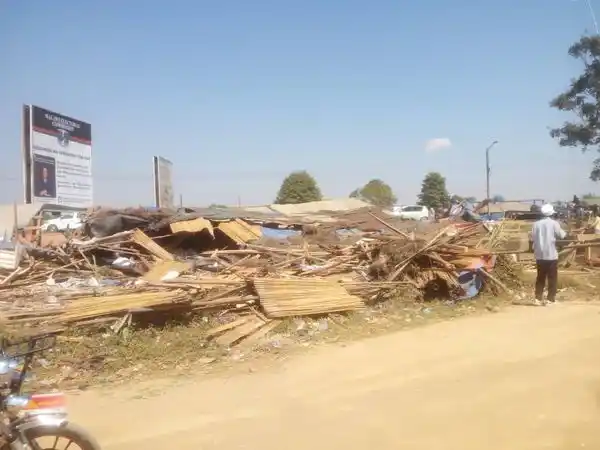 ‘Illegal’ shops demolished in Mzuzu