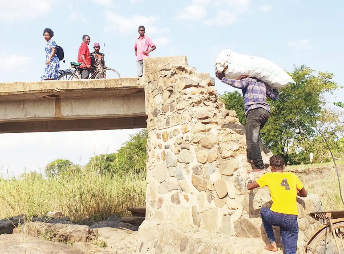 Thuchila Bridge turns into death trap